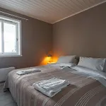 2 And 3 Rooms Apartments